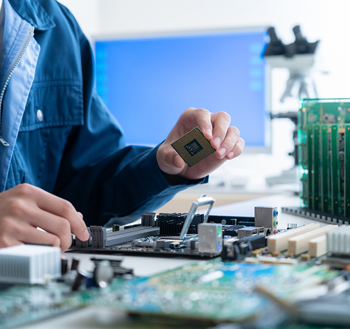 年齢や経歴に関係なく、前向きにチャレンジできる風土が根づいています。